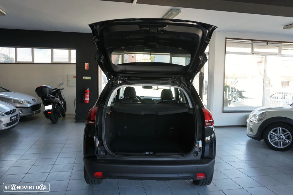 Peugeot 2008 1.6 BlueHDi Style - 24