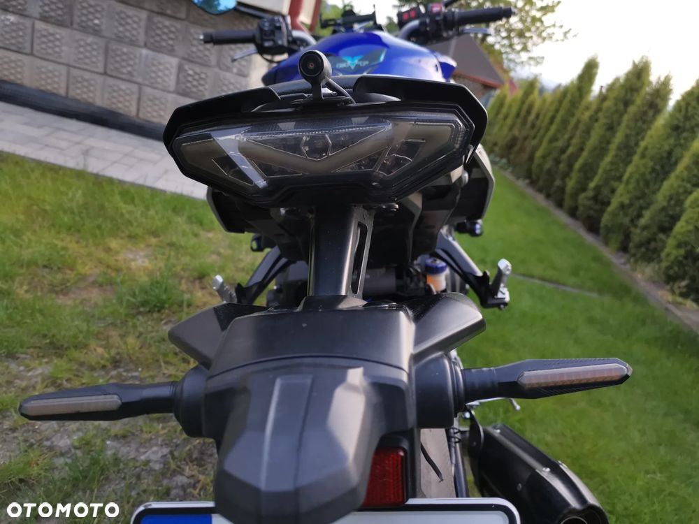 Yamaha MT - 5