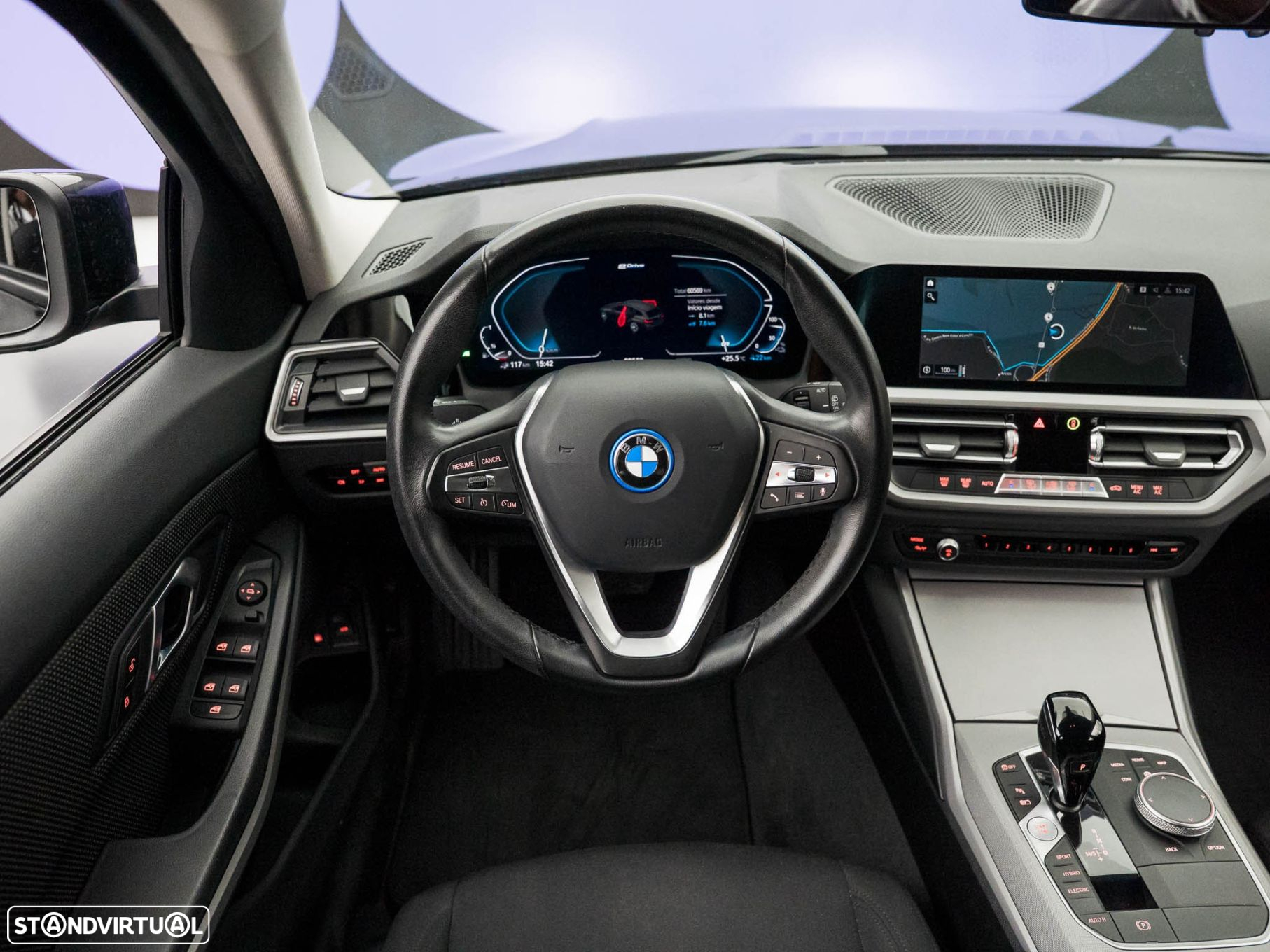 BMW 330 e Touring Line Sport Auto - 18