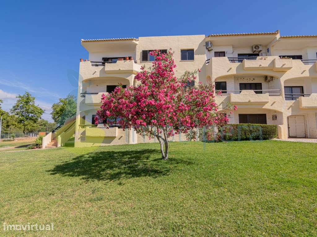 NÃO PERCA ESTA GRANDE OPORTUNIDADE! APARTAMENTO T1 ESPAÇOSO TOTALME... - Grande imagem: 5/27