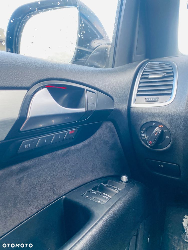 Audi Q7 3.0 TDI DPF clean diesel Quattro Tiptronic - 13