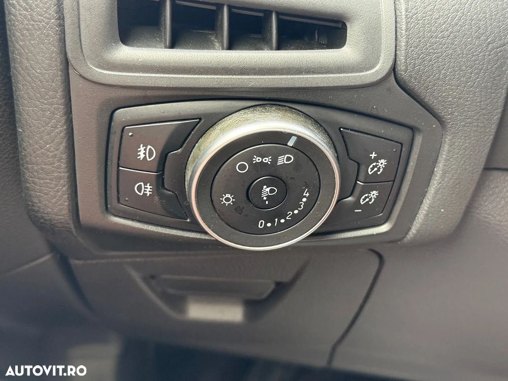 Ford Focus 1.5 TDCi DPF Start-Stopp-System Trend - 12