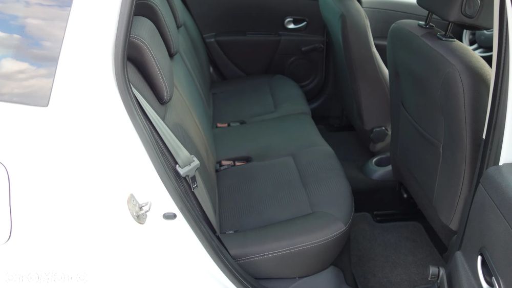 Renault Clio 1.2 TCE Dynamique - 31