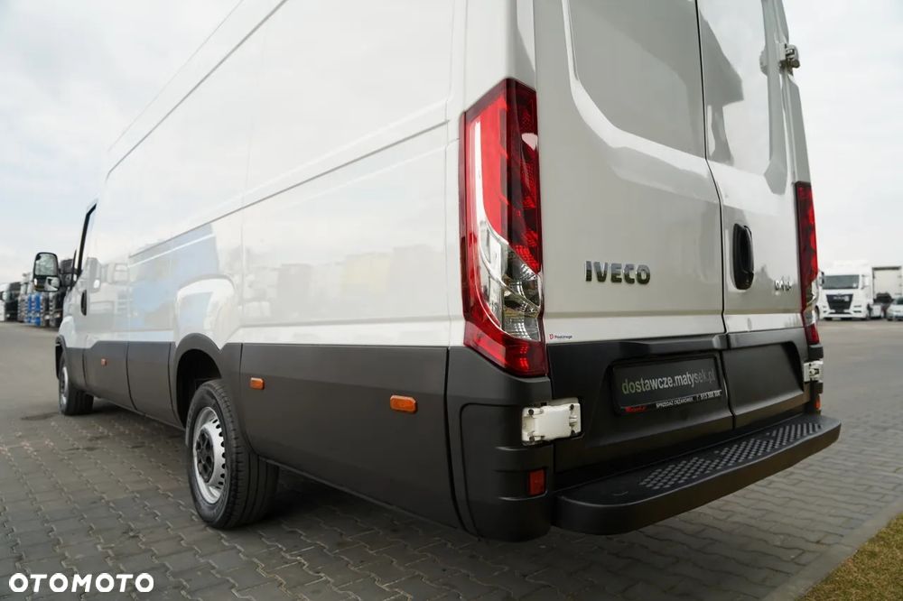 Iveco DAILY 35-180 / BLASZAK  4,7 m / FURGON / HI-MATIC / SPROWADZONY - 11