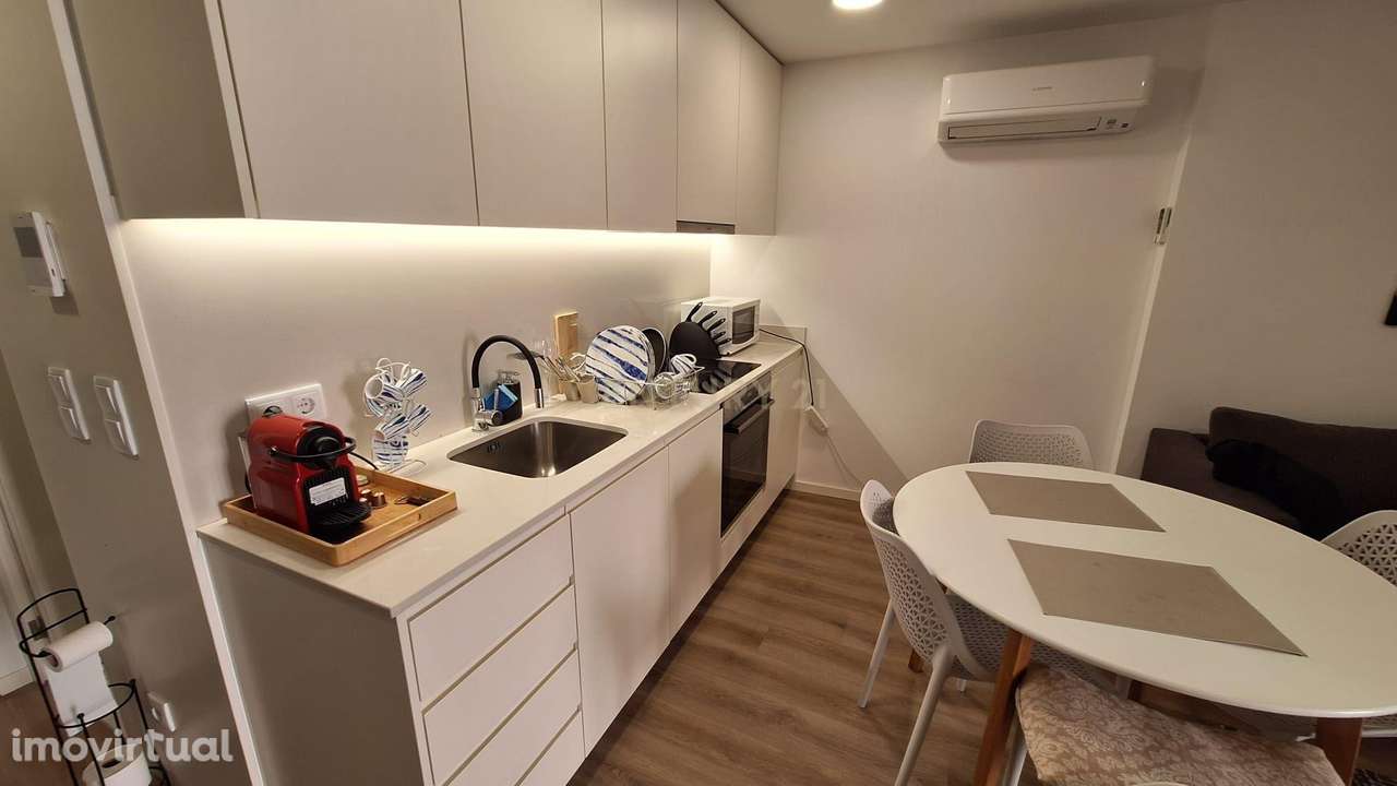 Moderno T1 em Braga (São Vicente) completo e com Ar Condicionado - Grande imagem: 4/10