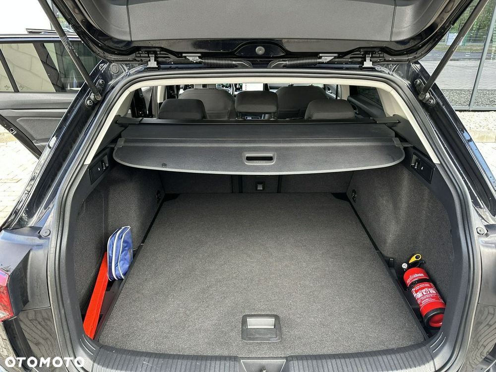 Volkswagen Golf Variant 1.5 eTSI EVO Life DSG - 34