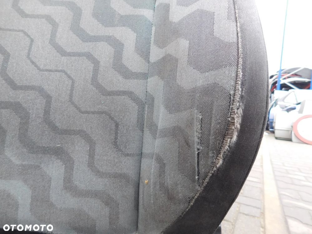 fotele przód kierowcy pasażera SKODA FABIA II ROOMSTER PRAKTIK - 5