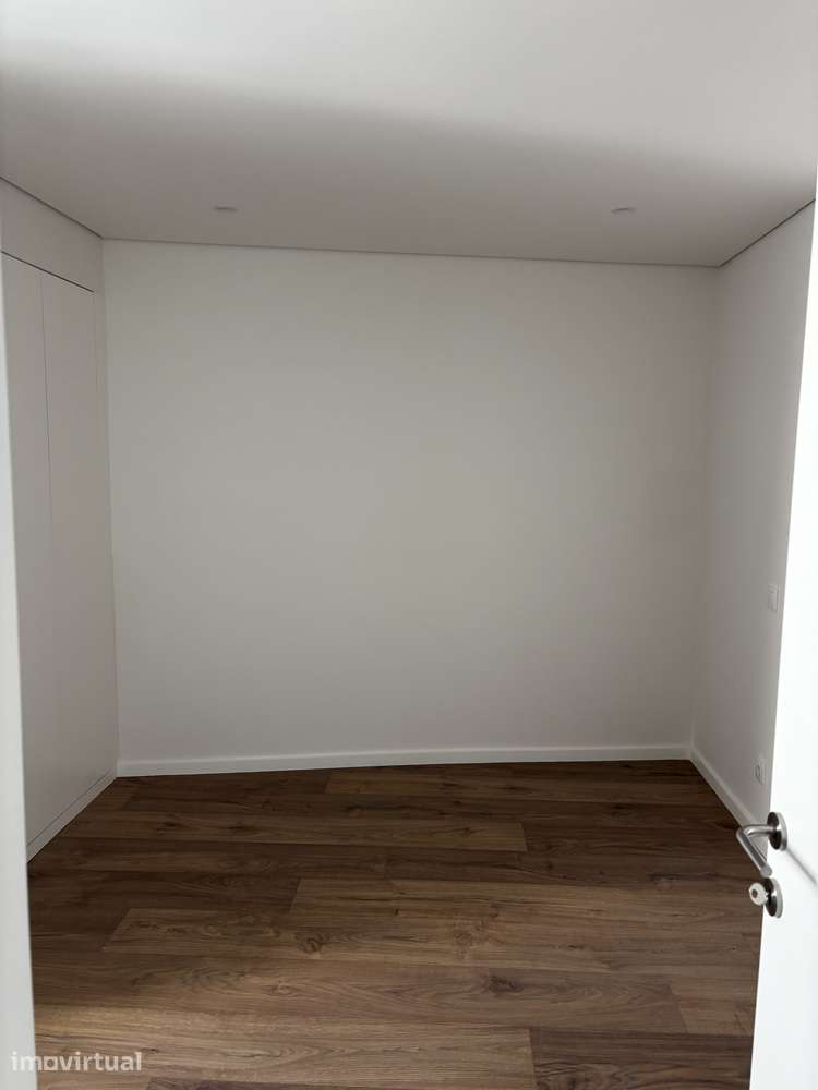 T1 Moderno com Ar Condicionado junto ao metro - Grande imagem: 5/9