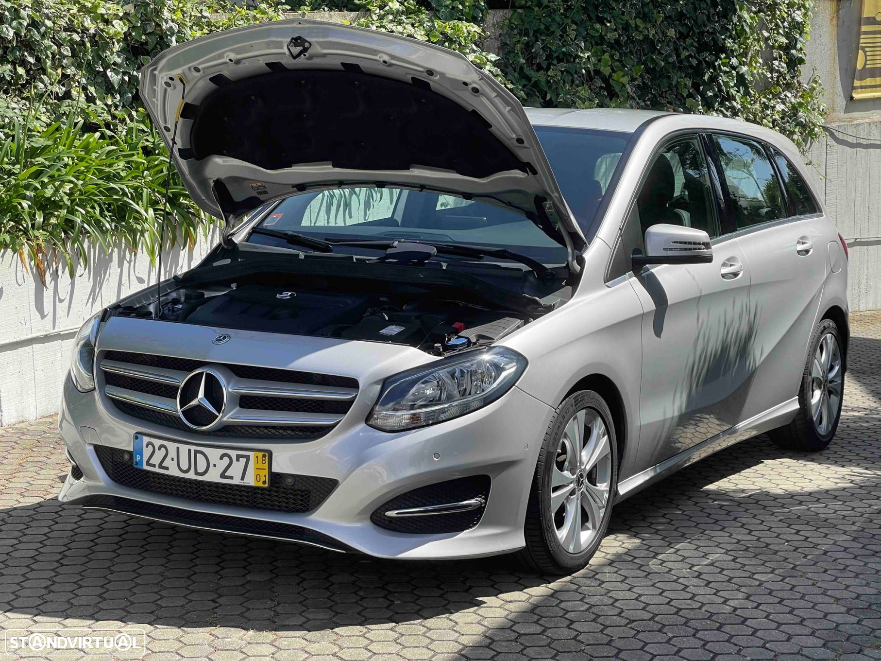 Mercedes-Benz B 180 d Urban - 17