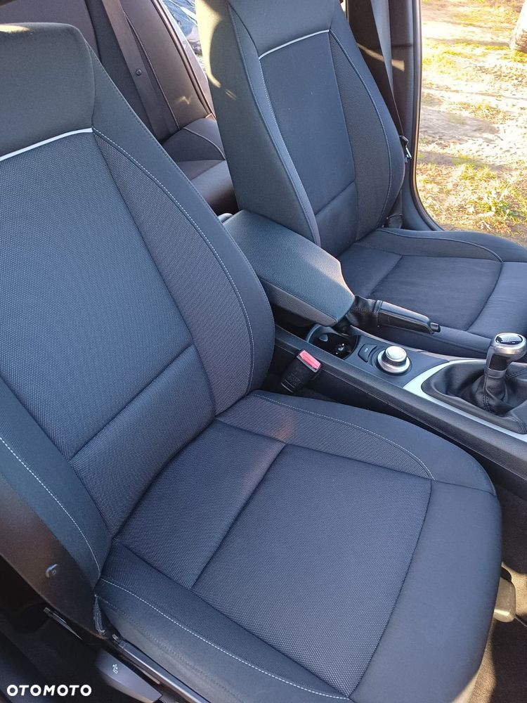 BMW Seria 1 120i - 15