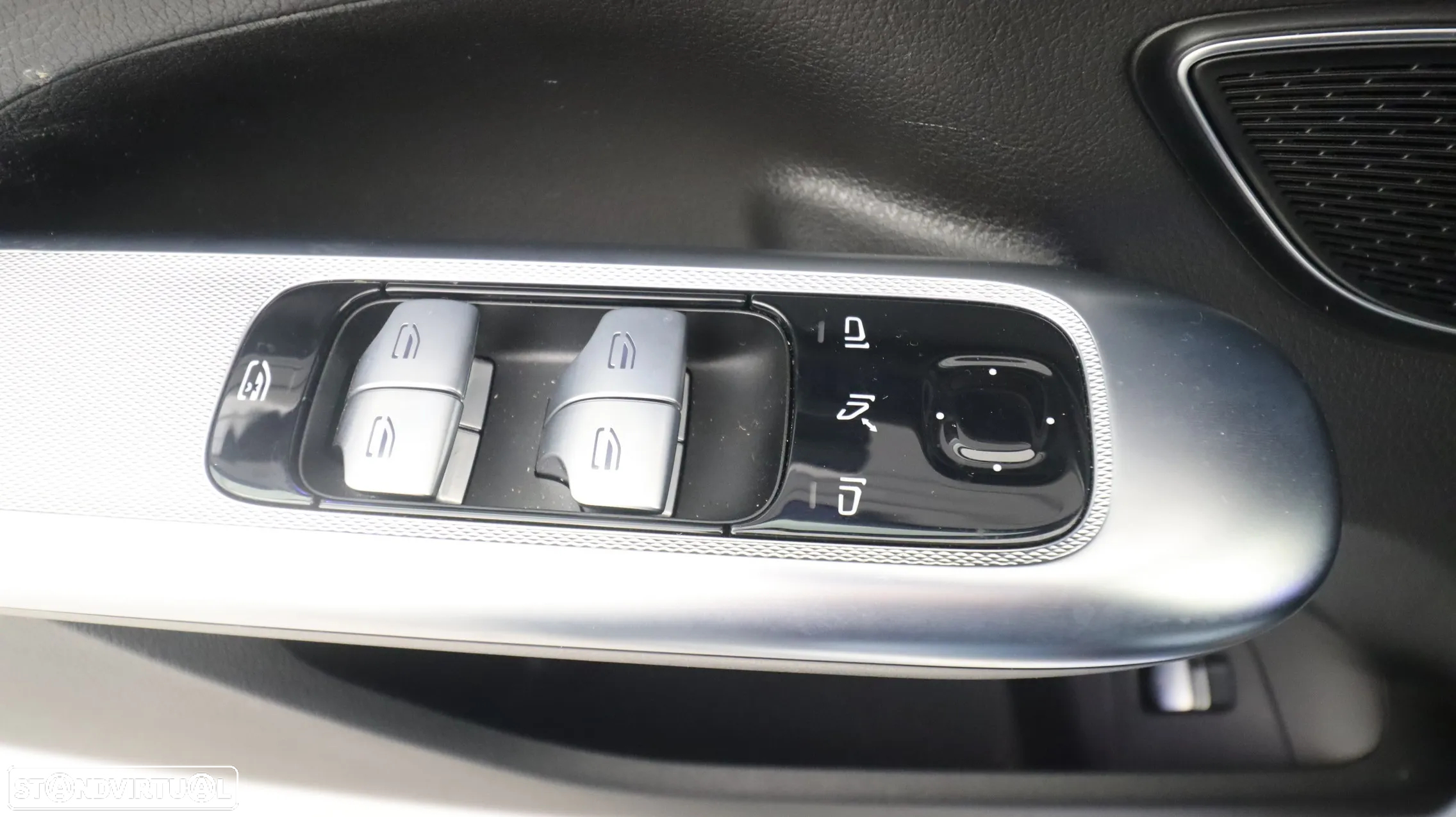 Mercedes-Benz EQE SUV 350+ - 19