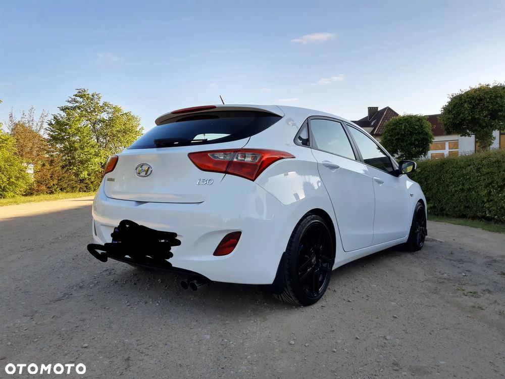 Hyundai i30 blue 1.4 Classic - 4