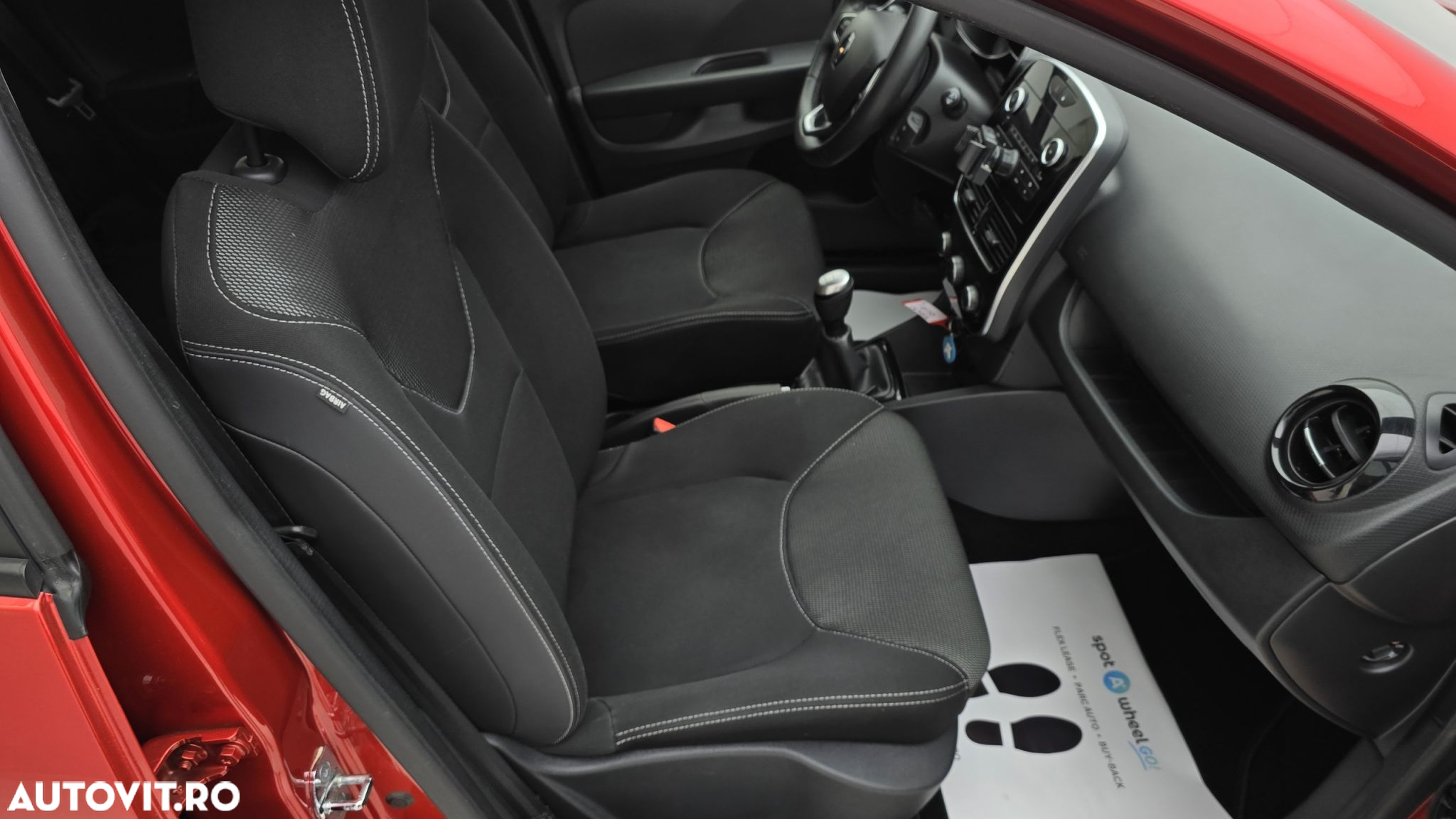 Renault Clio - 19