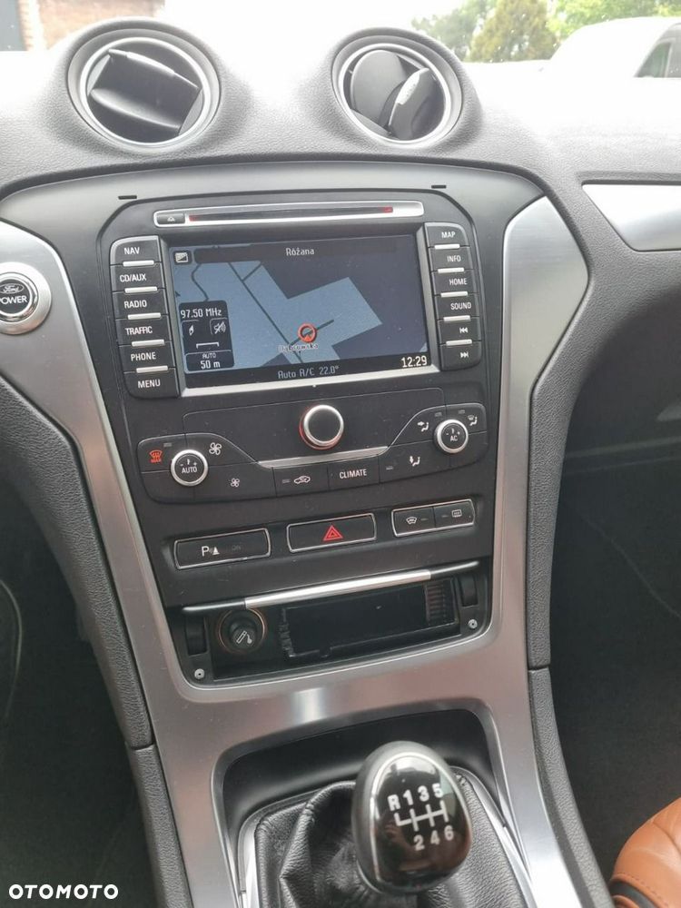 Ford Mondeo - 12