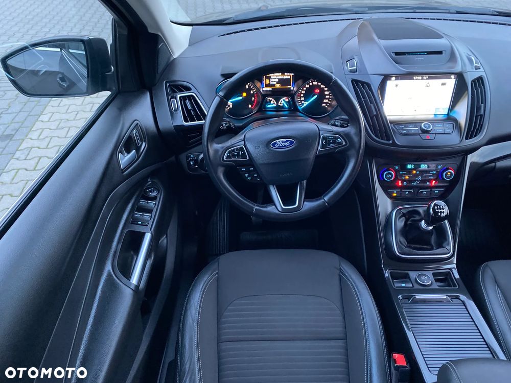 Ford Kuga 1.5 EcoBoost FWD Titanium X - 34