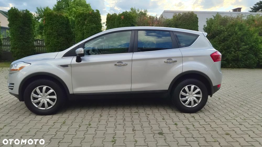 Ford Kuga 2.0 TDCi 4x4 Titanium - 4