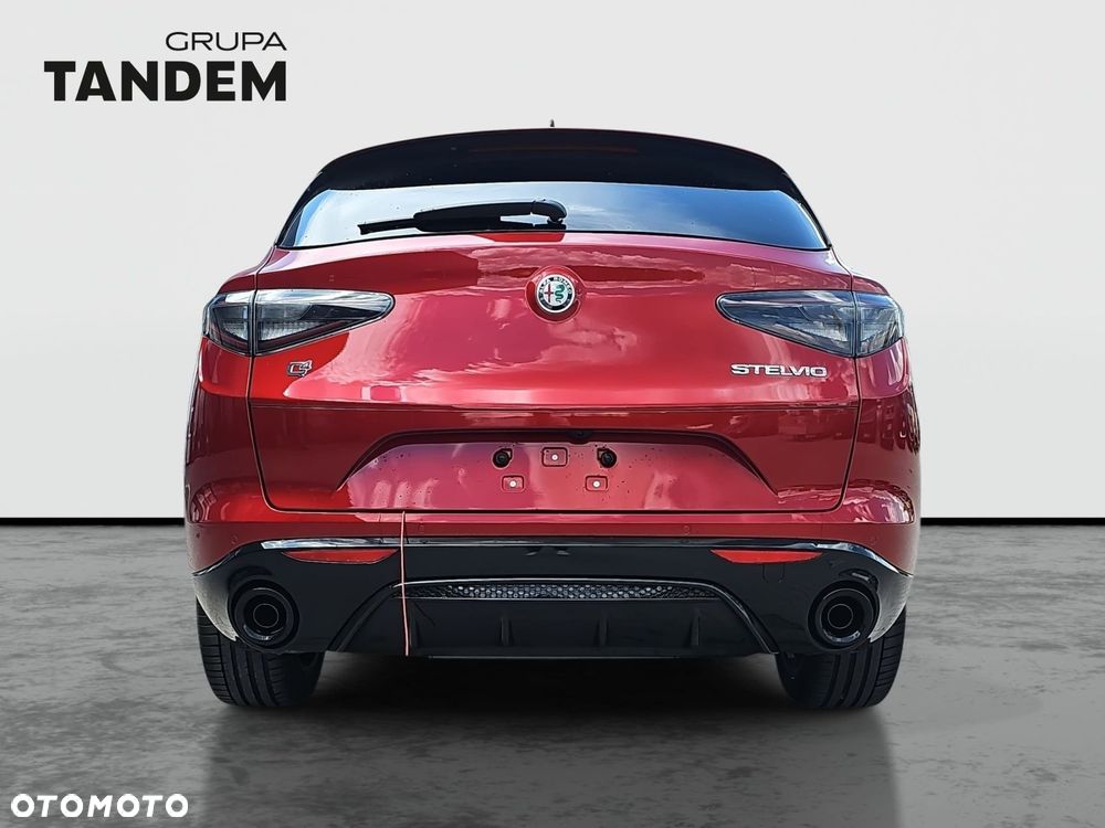 Alfa Romeo Stelvio - 6