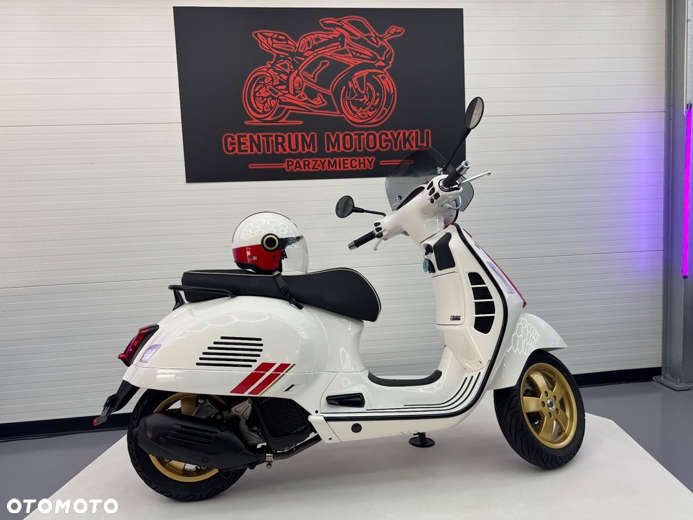 Piaggio Vespa - 2