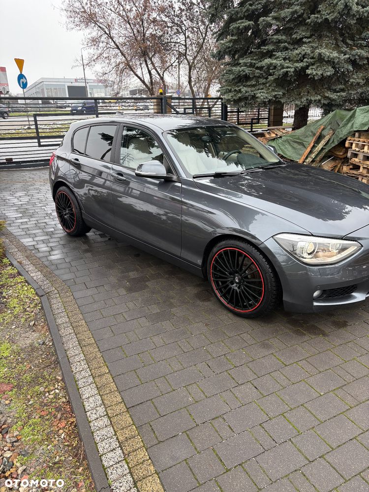 BMW Seria 1 118i - 4