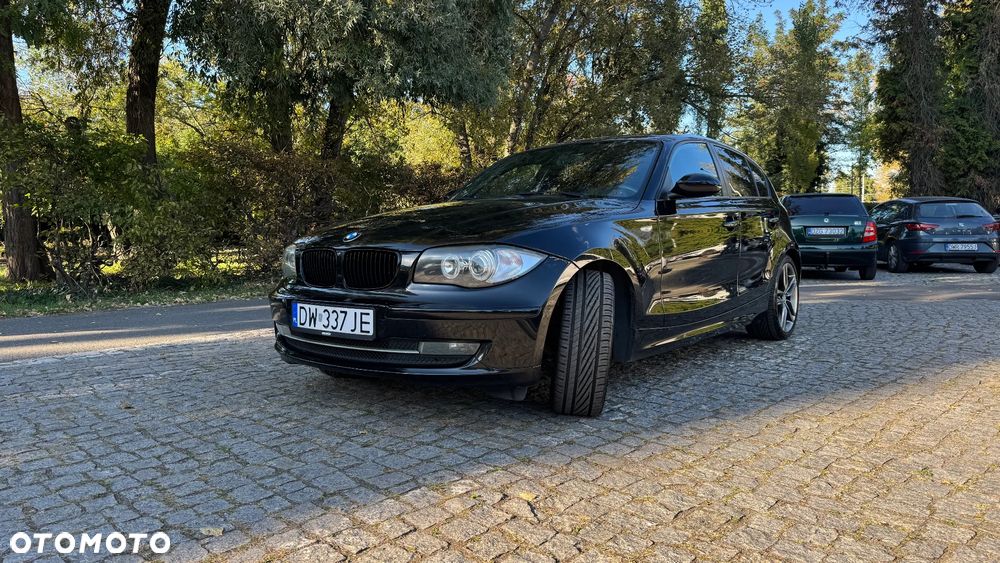 BMW Seria 1 118d DPF - 12