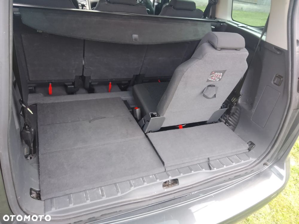 Peugeot 5008 2.0 HDi Family 7os - 26
