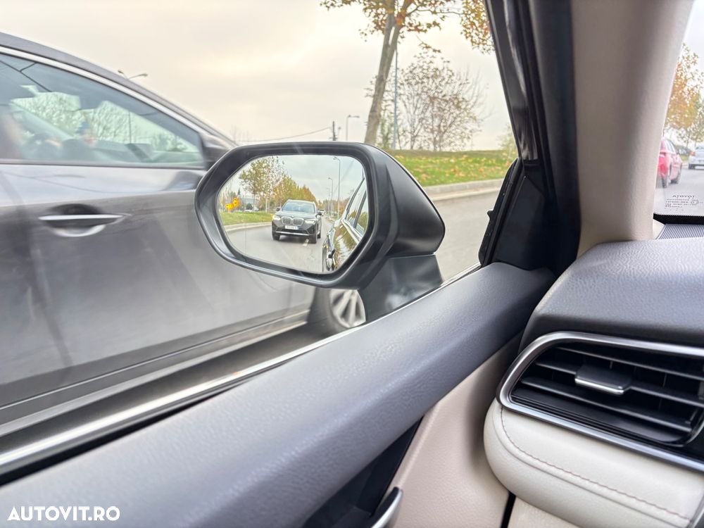 Toyota Camry 2.5 Exclusive - 17