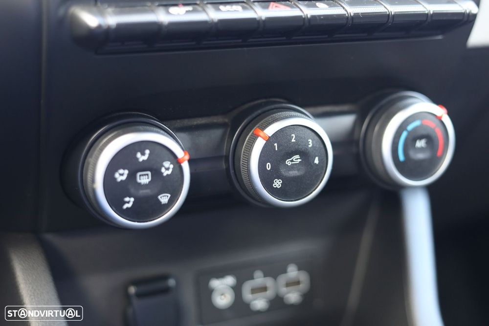 Renault Clio 1.0 TCe Limited Bi-Fuel - 18