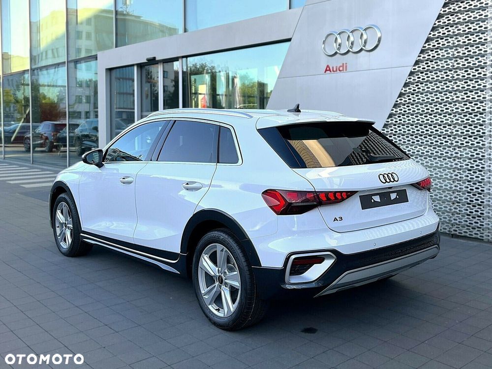 Audi A3 Sportback - 3