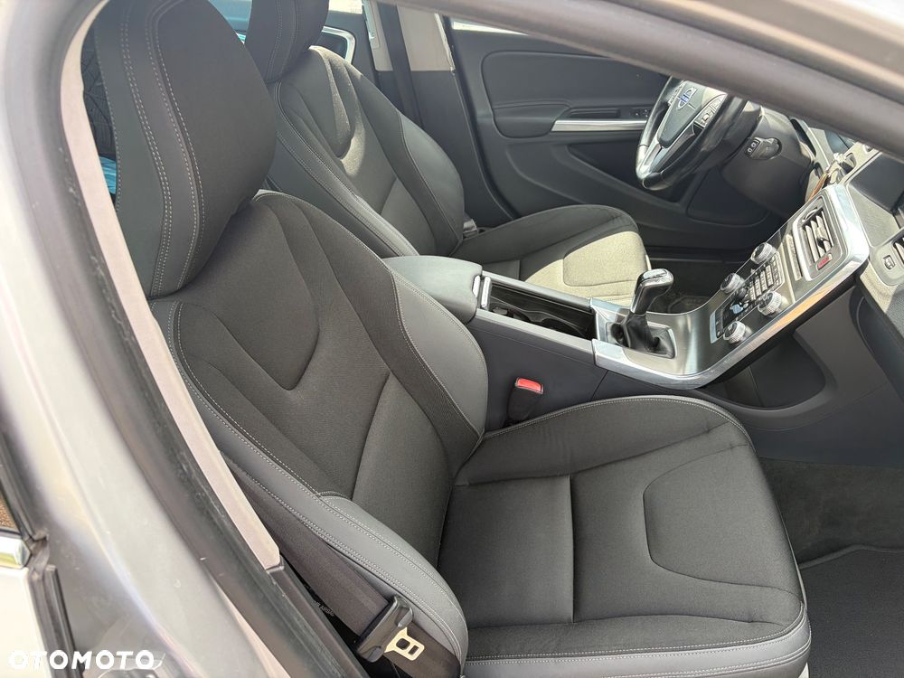Volvo V60 D4 - 12
