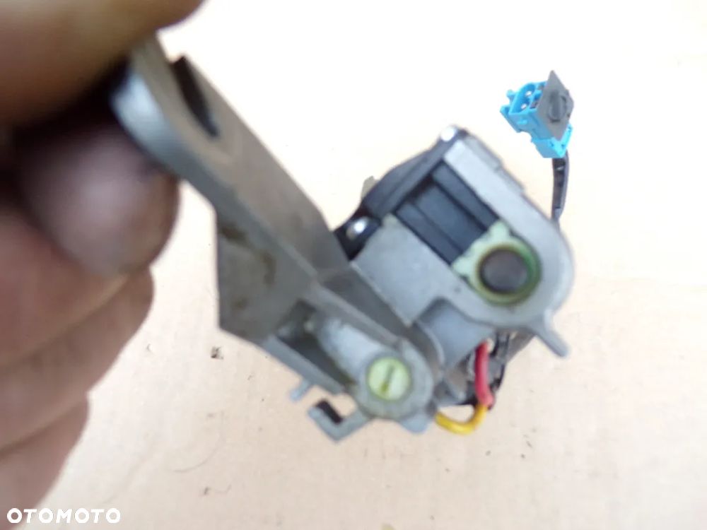 BMW e36 e46 e64 e64 lift CABRIO SILNICZEK NAPĘD BLOKADY 8370816 RAF-AUTO CZĘŚCI BMW - 3