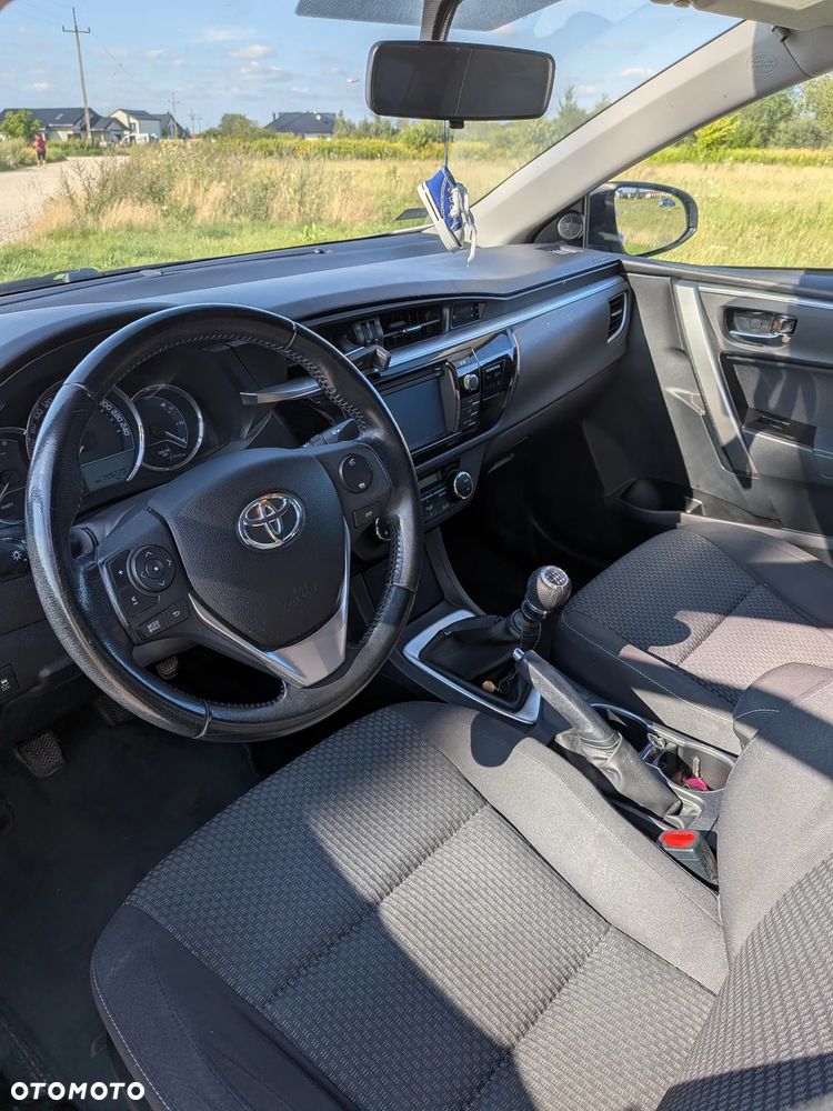 Toyota Corolla 1.6 Premium - 8