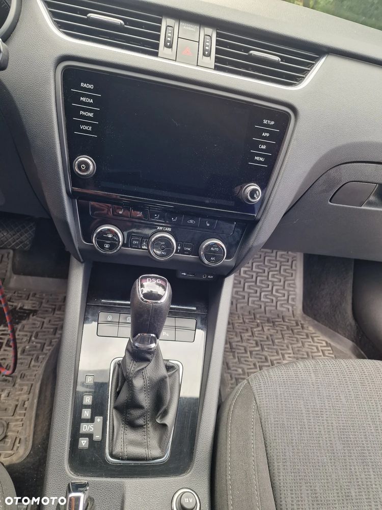 Skoda Octavia 2.0 TDI Style DSG - 8