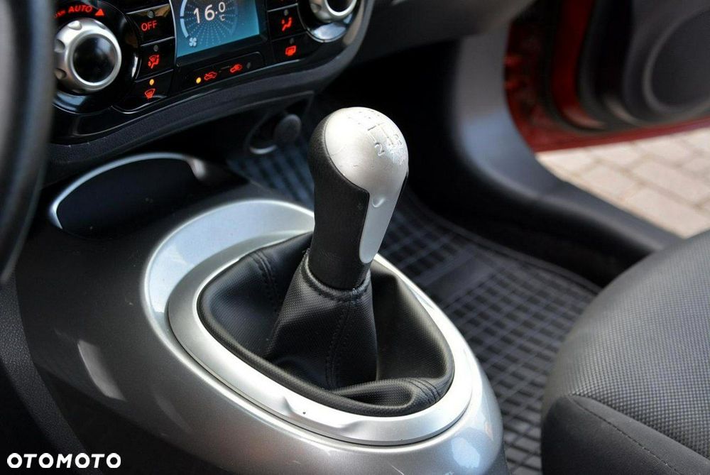 Nissan Juke 1.6 Acenta S&S - 25