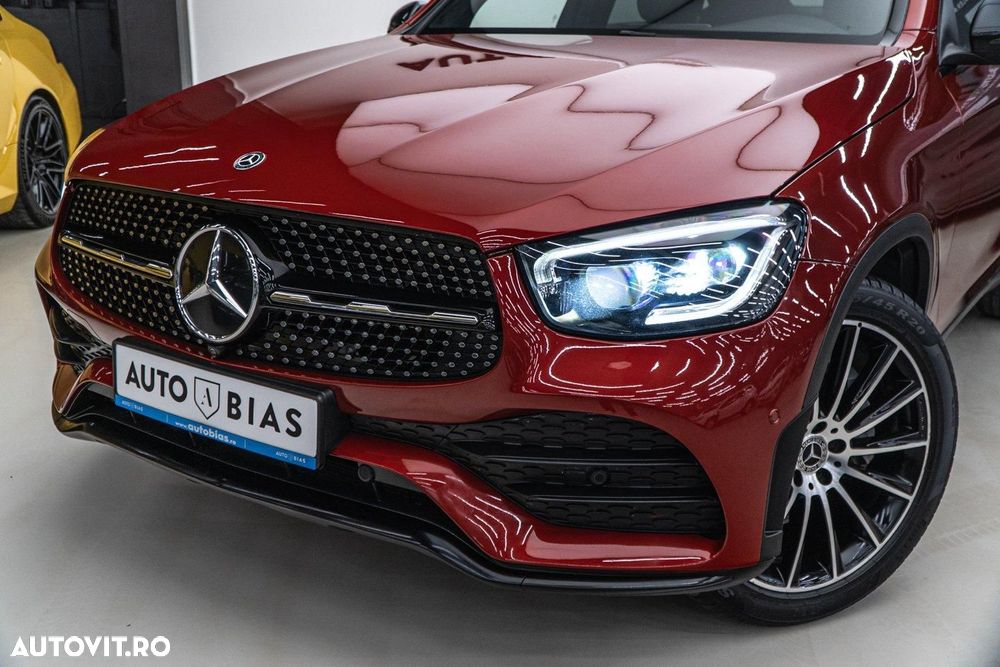 Mercedes-Benz GLC Coupe 300 4Matic 9G-TRONIC AMG Line Plus - 10