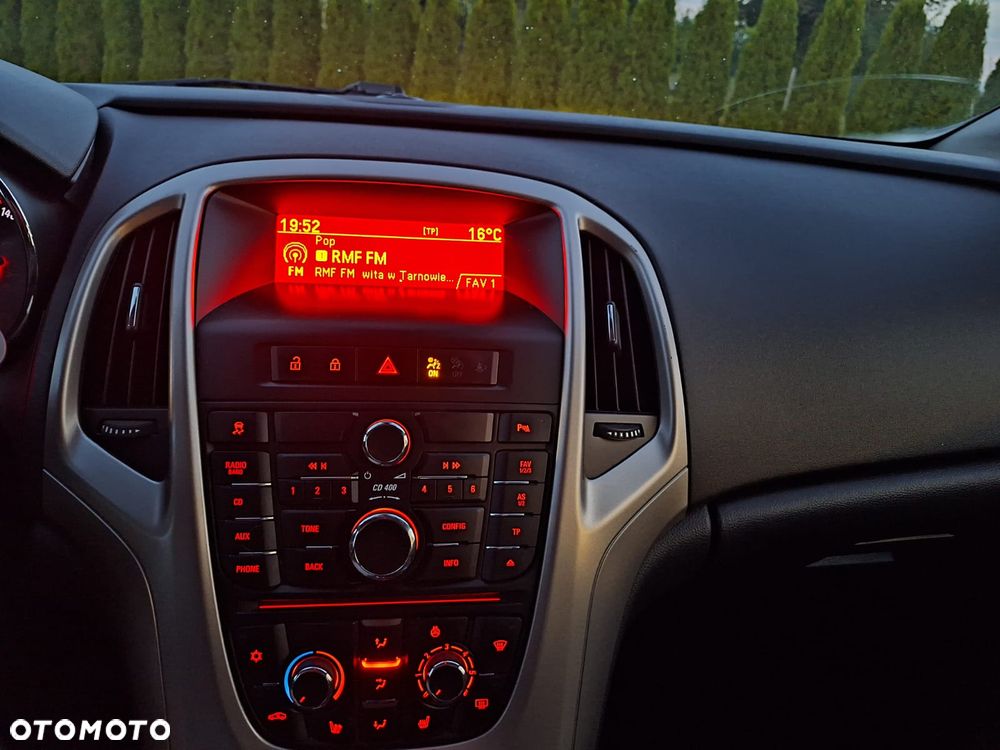 Opel Astra 1.4 Turbo Color Edition - 12