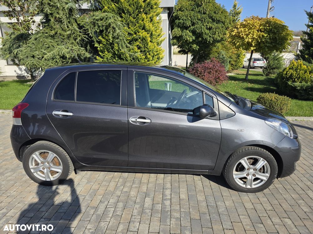 Toyota Yaris - 6