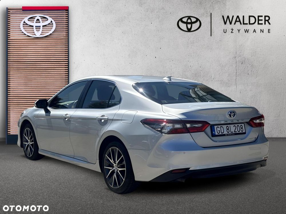 Toyota Camry 2.5 Hybrid Prestige CVT - 3