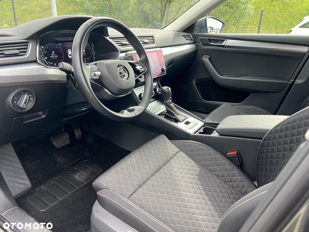 Skoda Superb 1.5 TSI Ambition DSG - 23