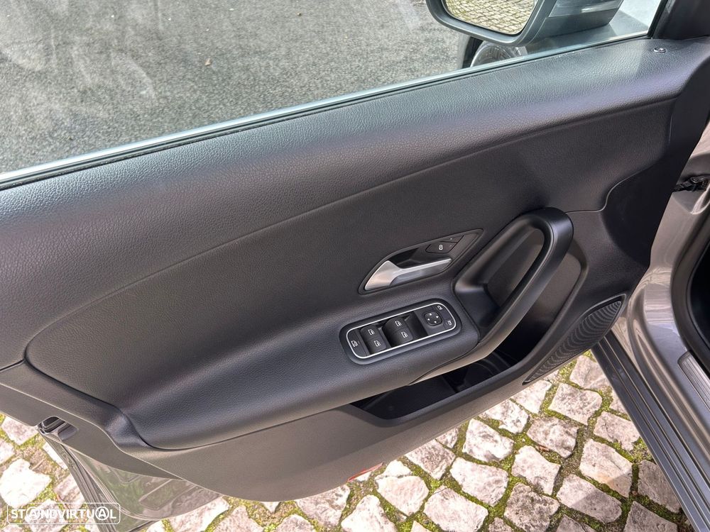 Mercedes-Benz A 160 Style Plus - 18