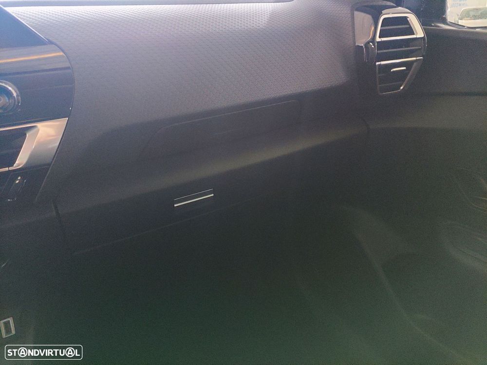 Citroën C4 X 1.5 BlueHDi Max EAT8 - 24