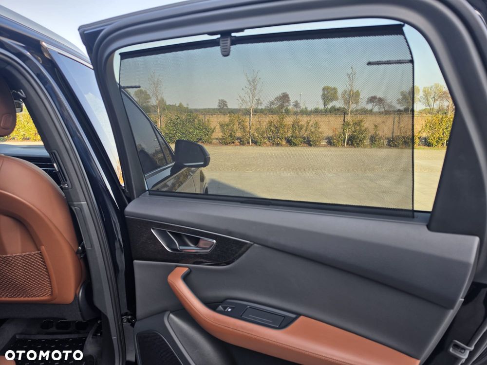 Audi Q7 55 TFSI quattro tiptronic - 9