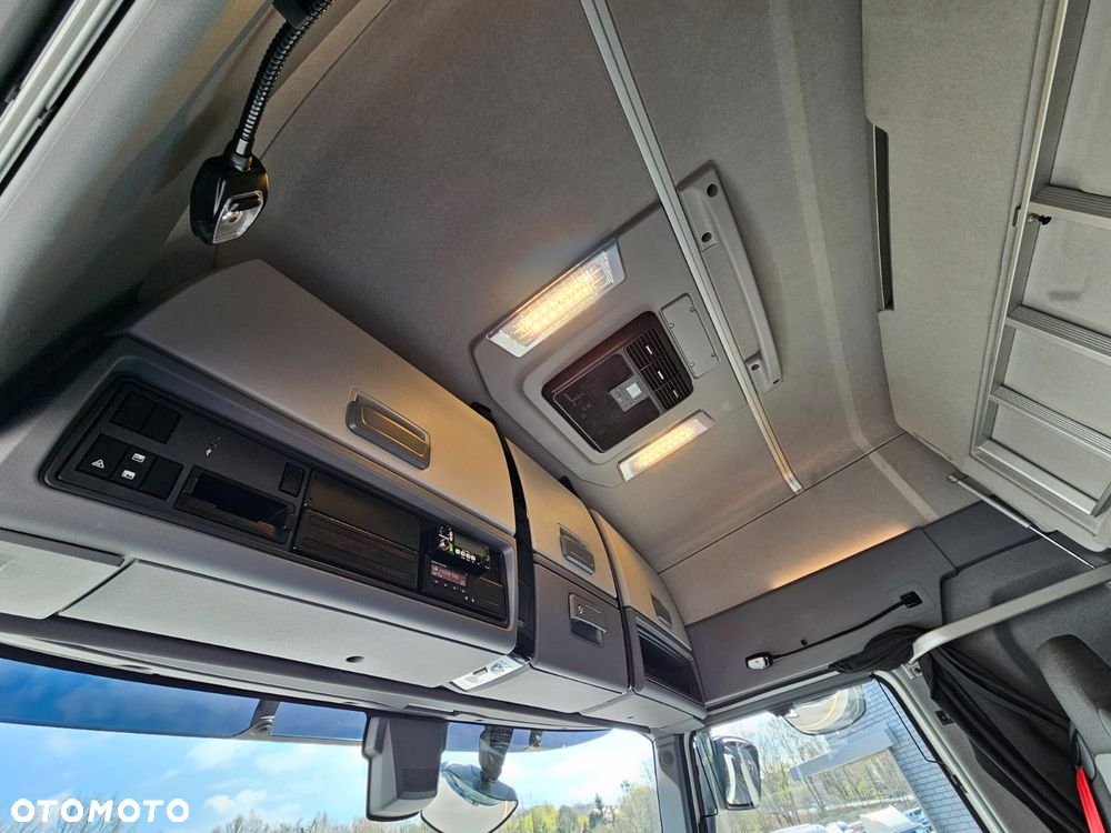 Renault T480 EVO HIGHCAB TURBOCOMPOUND STANDARD ZADBANY - 13