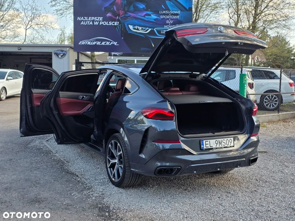 BMW X6 M50i - 9