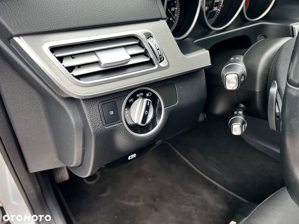 Mercedes-Benz Klasa E 250 CDI DPF BlueEFFICIENCY 7G-TRONIC - 17