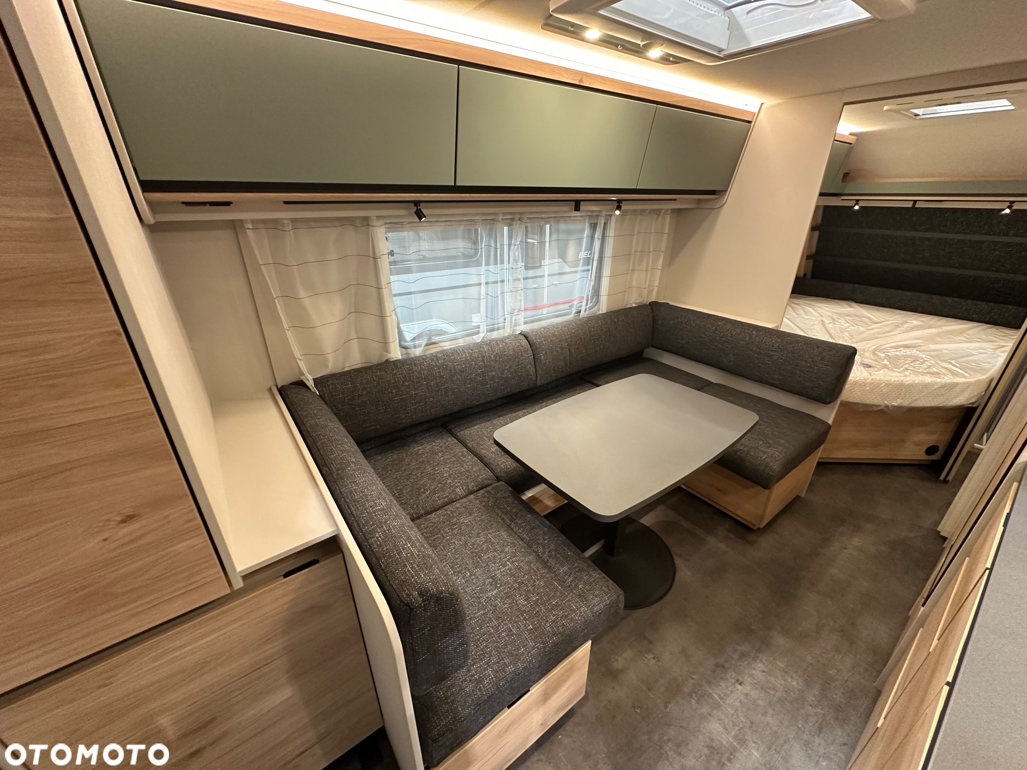 Dethleffs Camper 560 FMK - 10