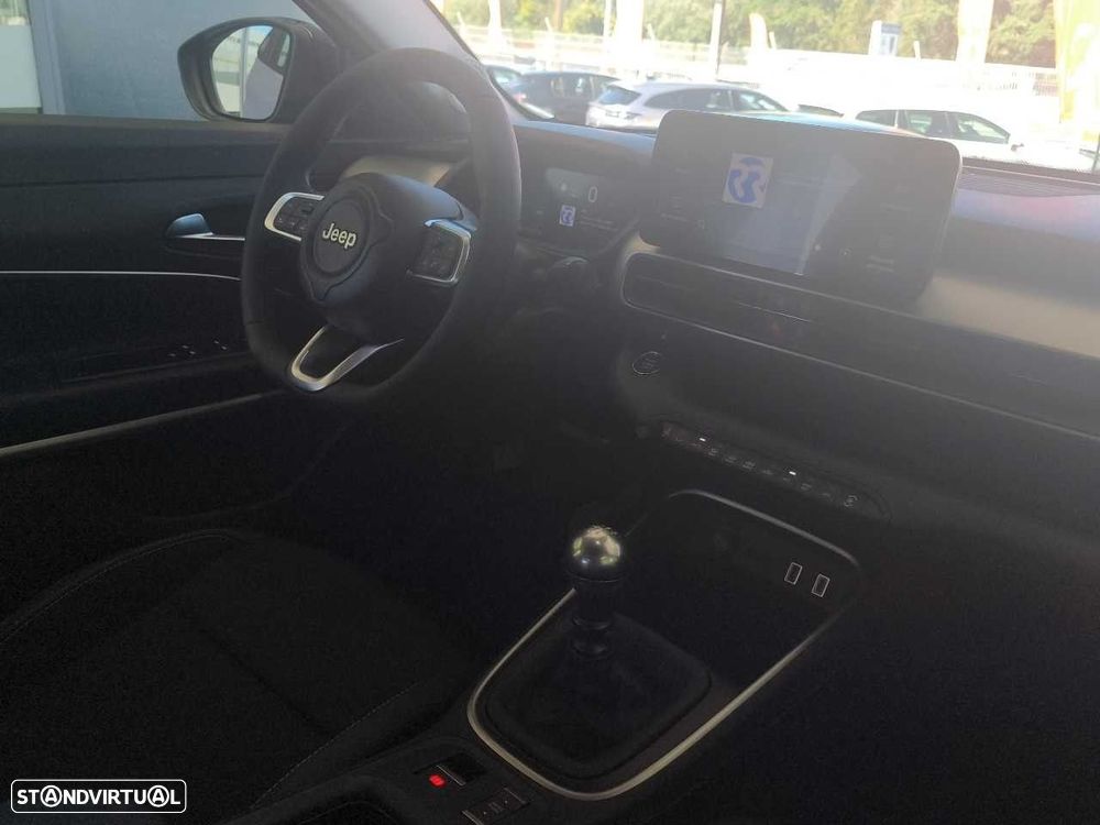 Jeep Avenger 1.2 GSE T3 Summit - 13