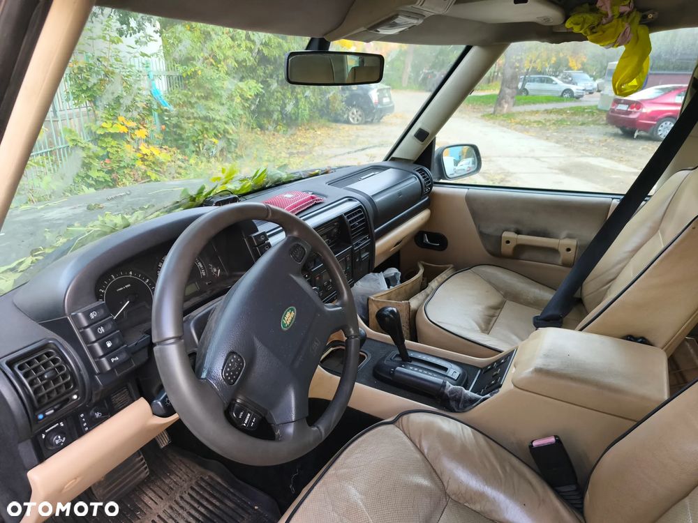 Land Rover Discovery 2003 photo 4