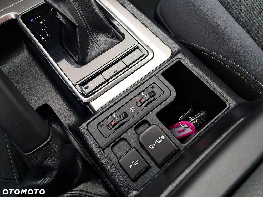 Toyota Land Cruiser LC 2.8 D-4D Prestige - 25