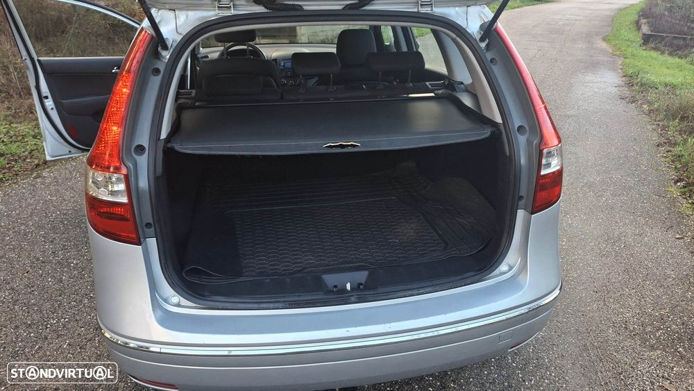 Hyundai i30 CW 1.4 CVVT Blue Comfort - 22