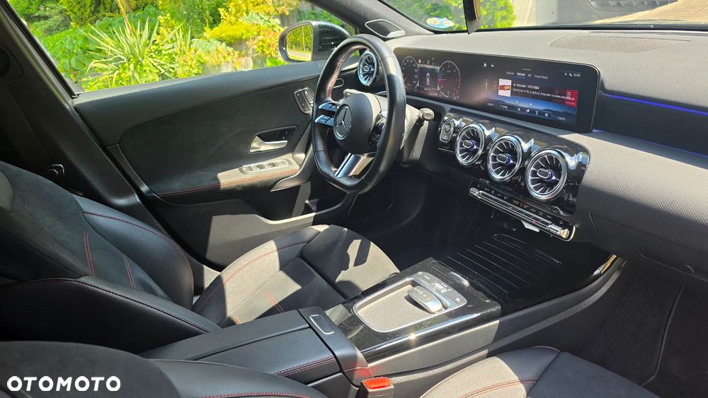 Mercedes-Benz Klasa A 220 d AMG Line 8G-DCT - 9